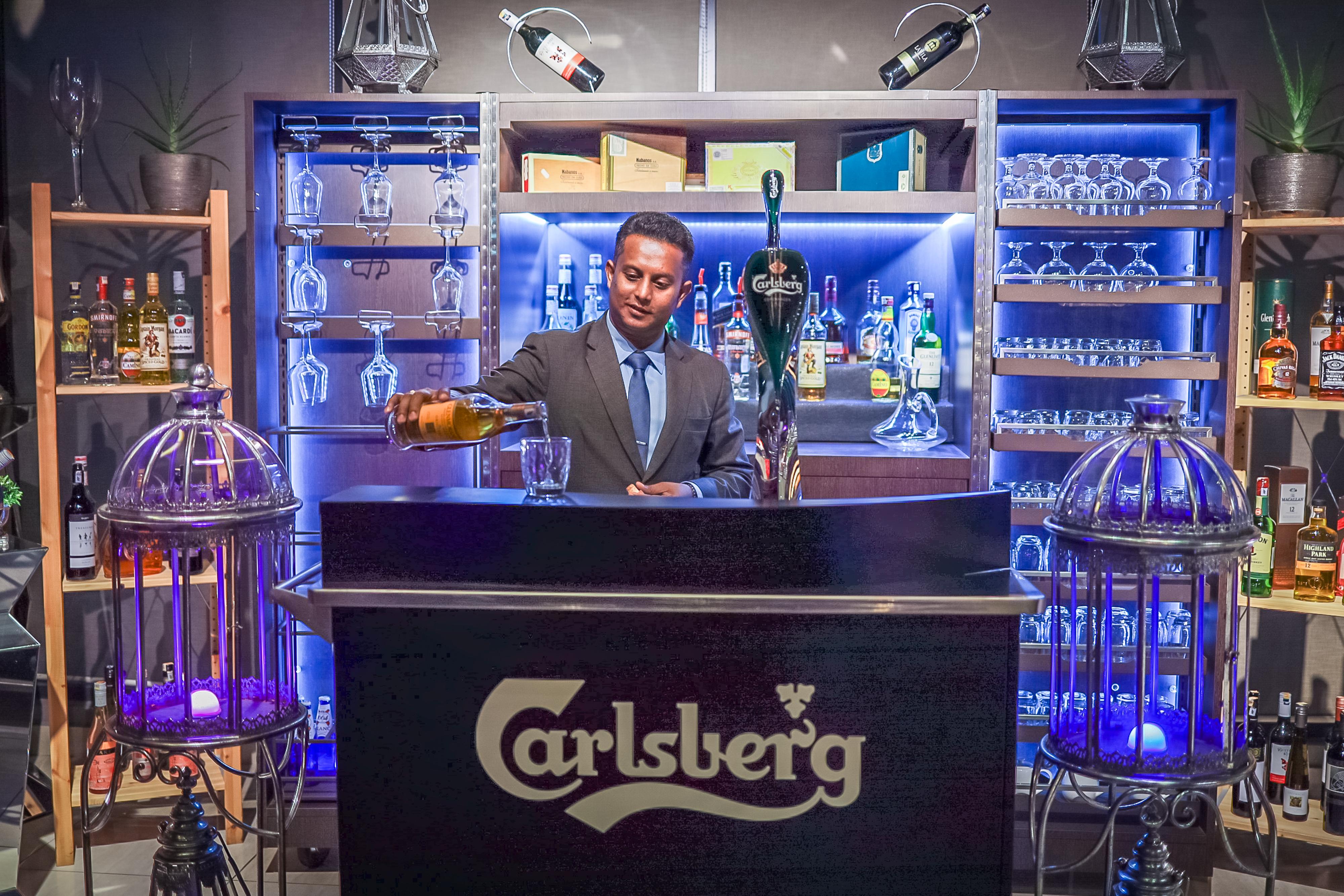 그랜드 이온 델레멘 호텔 겐팅 하일랜드 외부 사진 Carlsberg bar