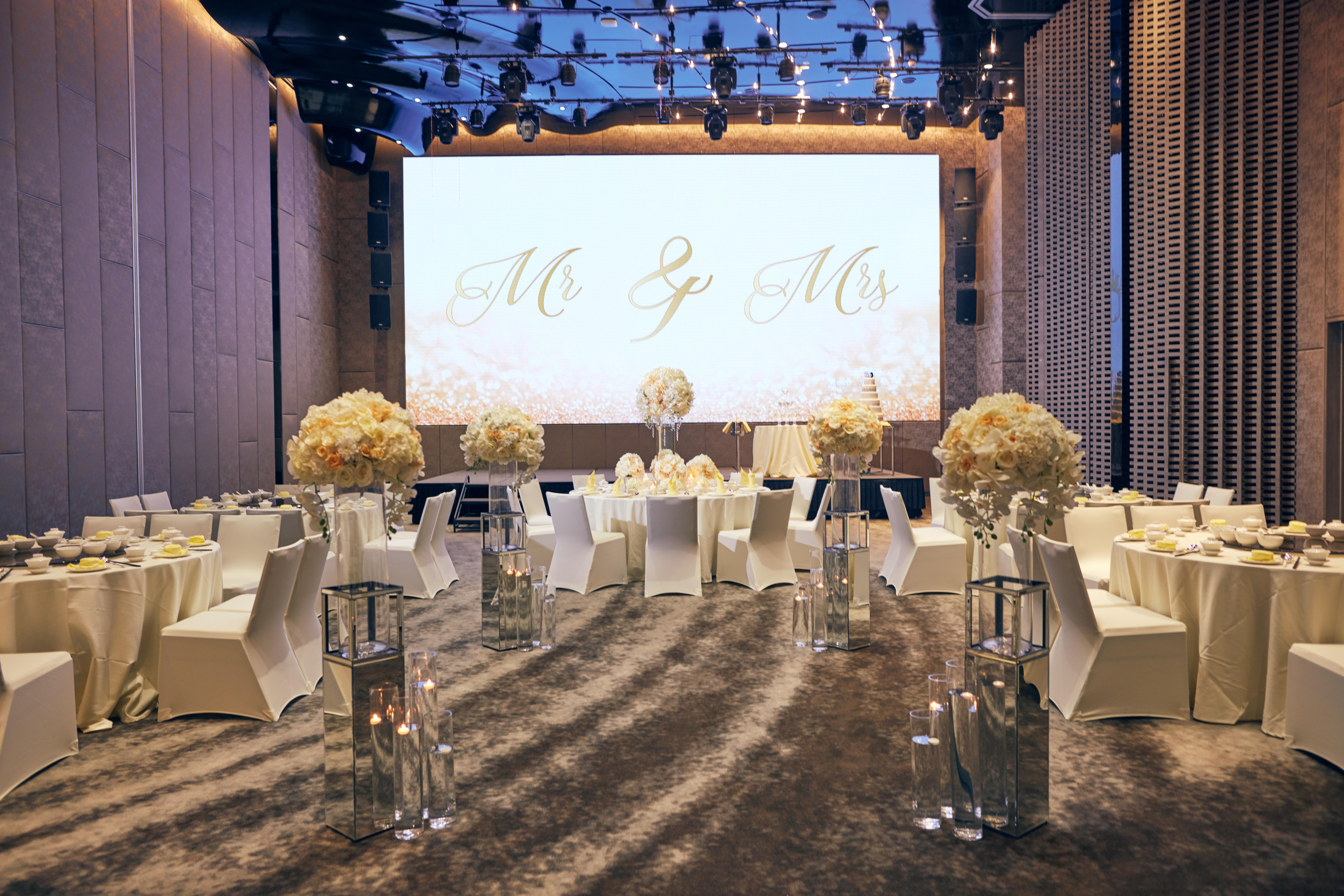 그랜드 이온 델레멘 호텔 겐팅 하일랜드 외부 사진 Wedding reception at the Ritz-Carlton, Hong Kong